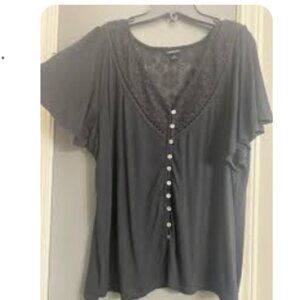 Torrid NWT knit v-neck lace inset blouse size 3 (22-24)